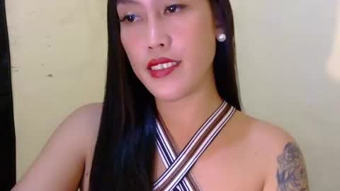 Pearl  online show from 09/10/25, 06:52