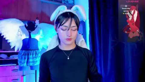 Angell Dustt  online show from 06/16/26, 11:51