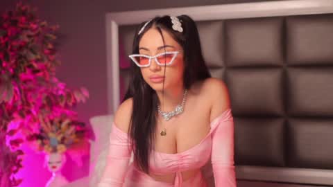 Anna online show from 01/16/25, 11:27