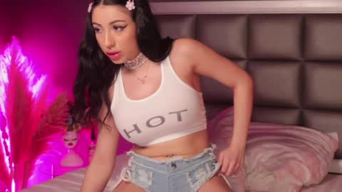 Anna online show from 02/23/25, 02:40