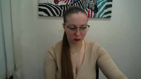 Anna online show from 12/18/25, 11:05
