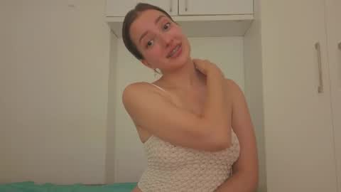Anna online show from 09/11/25, 07:47