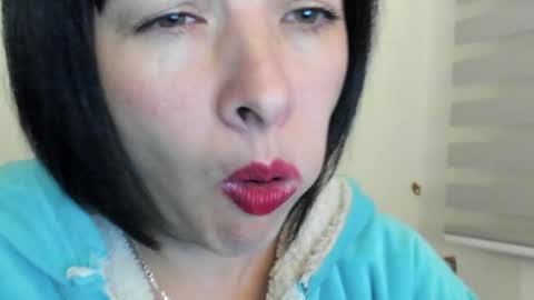 antonia online show from 01/30/25, 02:27