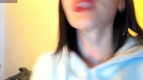 Snapshot of _antomouth_paradise chatting on 10/29/25, 10:33 antonia online show from 10/29/25, 10:33