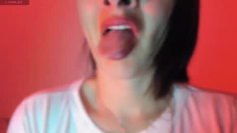 Snapshot of _antomouth_paradise chatting on 11/09/25, 10:24 antonia online show from 11/09/25, 10:24