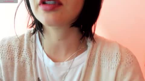 Snapshot of _antomouth_paradise chatting on 11/10/25, 04:17 antonia online show from 11/10/25, 04:17