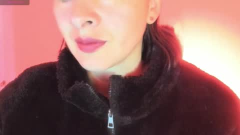 Snapshot of _antomouth_paradise chatting on 11/12/25, 10:37 antonia online show from 11/12/25, 10:37