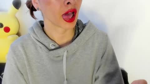 antonia online show from 05/13/26, 04:26