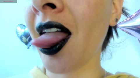antonia online show from 05/27/26, 07:00