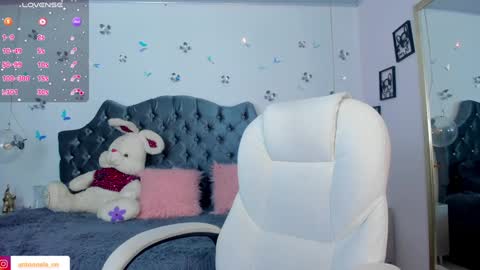 antonnela online show from 12/18/24, 02:38