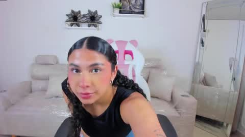 Snapshot of _april_smith_ chatting on 04/14/26, 12:22 online show from 04/14/26, 12:22