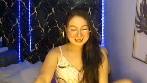 Snapshot of _arah chatting on 12/14/25, 07:58 arah online show from 12/14/25, 07:58