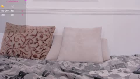 _arianasweet online show from 12/31/24, 08:34