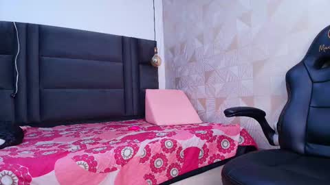 Arlet online show from 09/24/25, 02:59