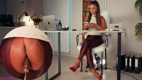 _artporno_ online show from 06/19/26, 01:10