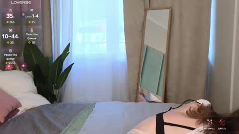 _ash_leyy_ online show from 07/02/26, 01:27