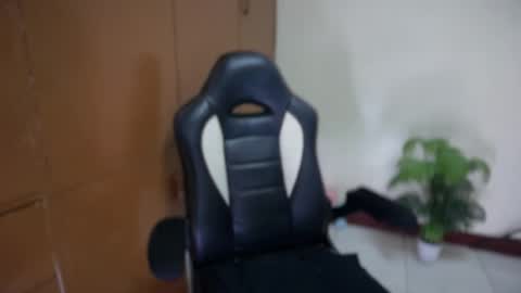 Angie online show from 08/08/26, 03:19