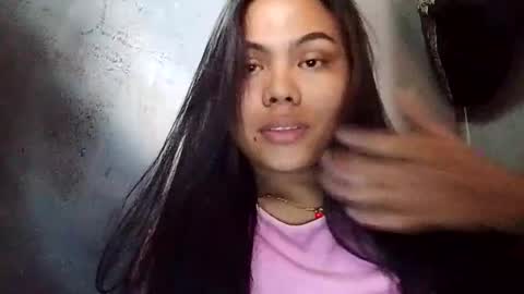 Snapshot of _asianslutyymikha_ chatting on 09/23/25, 11:19 _asianslutyymikha_ online show from 09/23/25, 11:19