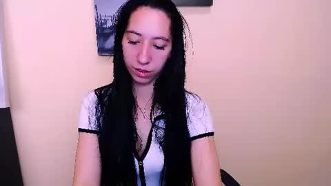 _astraia_ online show from 07/27/26, 06:53