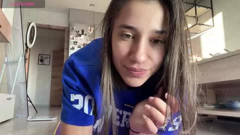 Snapshot of _aura_18 chatting on 10/09/25, 01:14 _aura_18 online show from 10/09/25, 01:14