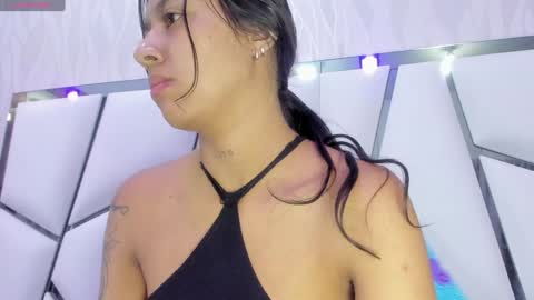 Snapshot of _aurora18 chatting on 12/30/24, 03:03 Aura online show from 12/30/24, 03:03