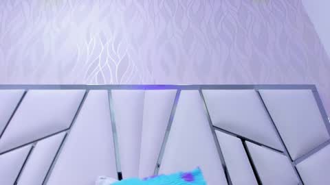 Snapshot of _aurora18 chatting on 12/30/24, 06:09 Aura online show from 12/30/24, 06:09