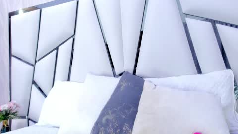 Snapshot of _aurora18 chatting on 02/26/25, 03:10 Aura online show from 02/26/25, 03:10