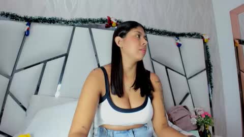 Aura online show from 11/30/25, 03:10