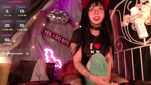 Crystal online show from 10/04/25, 06:06