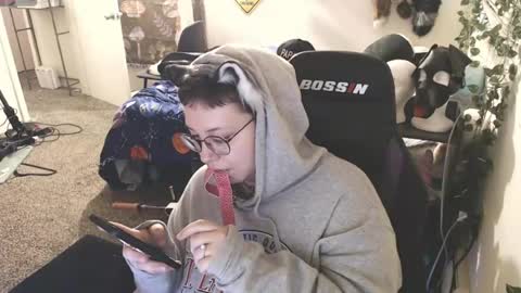 Snapshot of _bandit_b0y chatting on 06/19/26, 07:01 bandit online show from 06/19/26, 07:01