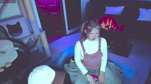 Lunita  online show from 12/13/24, 08:58