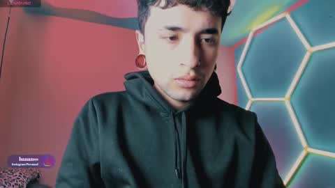 Snapshot of _baterchatur chatting on 03/07/25, 08:11 Lunita online show from 03/07/25, 08:11