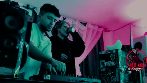 Snapshot of _baterchatur chatting on 09/28/25, 12:16 Lunita online show from 09/28/25, 12:16