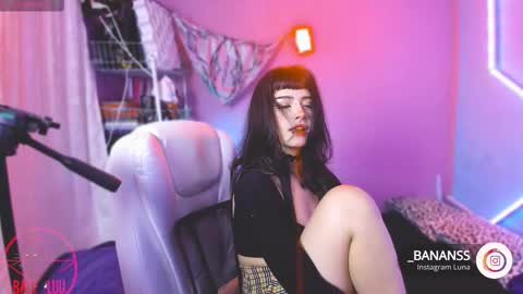 Snapshot of _baterchatur chatting on 10/24/25, 01:24 Lunita online show from 10/24/25, 01:24