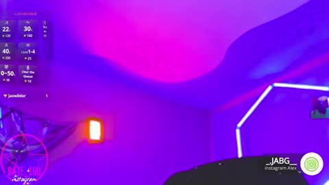 Snapshot of _baterchatur chatting on 10/25/25, 11:54 Lunita online show from 10/25/25, 11:54