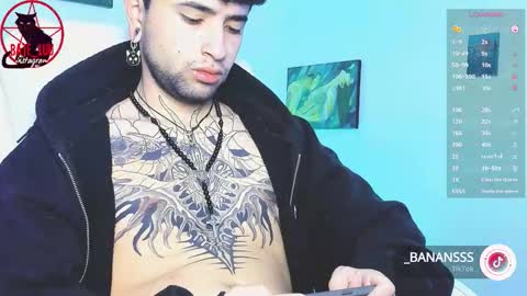 Snapshot of _baterchatur chatting on 11/28/25, 01:08 Lunita online show from 11/28/25, 01:08