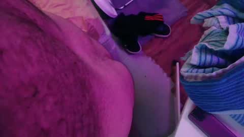 Snapshot of _bearyhairy_ chatting on 12/15/24, 06:18 Chupa Bear online show from 12/15/24, 06:18