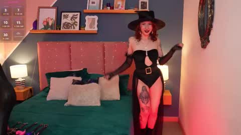 Sofia online show from 10/28/25, 02:53