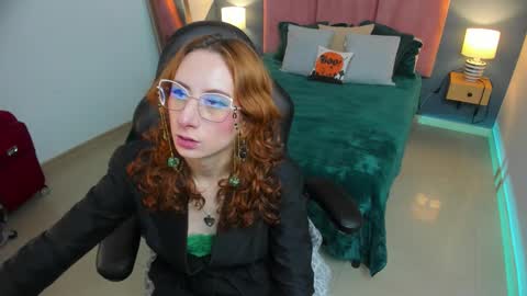 Sofia online show from 02/19/26, 01:51