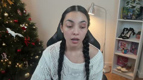 Bella Evans online show from 12/12/24, 06:47