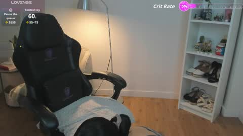 Snapshot of _bellaevans_ chatting on 03/28/26, 06:13 Bella Evans online show from 03/28/26, 06:13