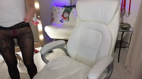 Beylly online show from 12/13/24, 03:16