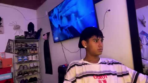 Snapshot of _billowy_ chatting on 12/15/25, 08:13 _billowy_ online show from 12/15/25, 08:13