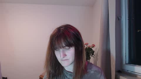 _biscotti_ online show from 12/02/24, 07:27