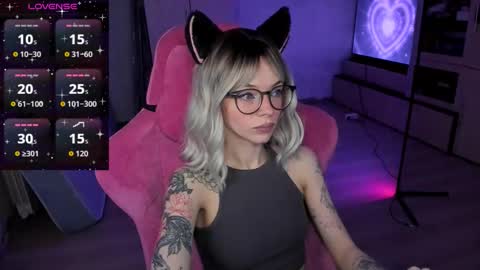 Olivia Subscribe to my Fansly -   online show from 02/01/26, 10:30