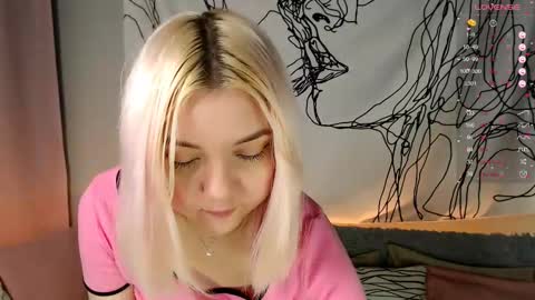 Elizabeth online show from 03/02/25, 06:51