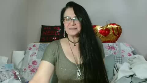 KHALEESI online show from 11/12/25, 07:13