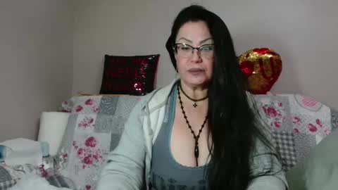 KHALEESI online show from 11/18/25, 06:45