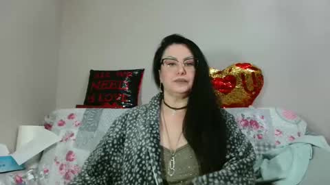 KHALEESI online show from 11/24/25, 07:02