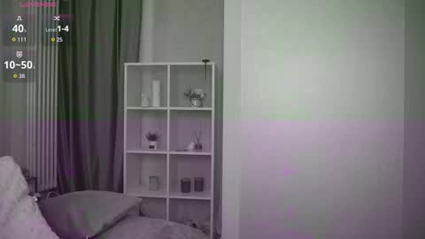 Snapshot of _bluebell__ chatting on 11/10/25, 04:44 My name is Agnes online show from 11/10/25, 04:44